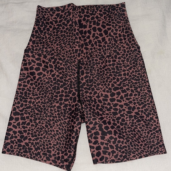 Beach Riot Bike Shorts - Picture 4 of 8